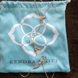 KENDRA SCOTT ROSEGOLD NECKLACE